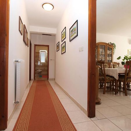 Apartment Luisa 1437 Peruški Екстериор снимка