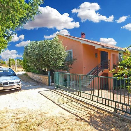 Apartment Luisa 1437 Peruški Екстериор снимка