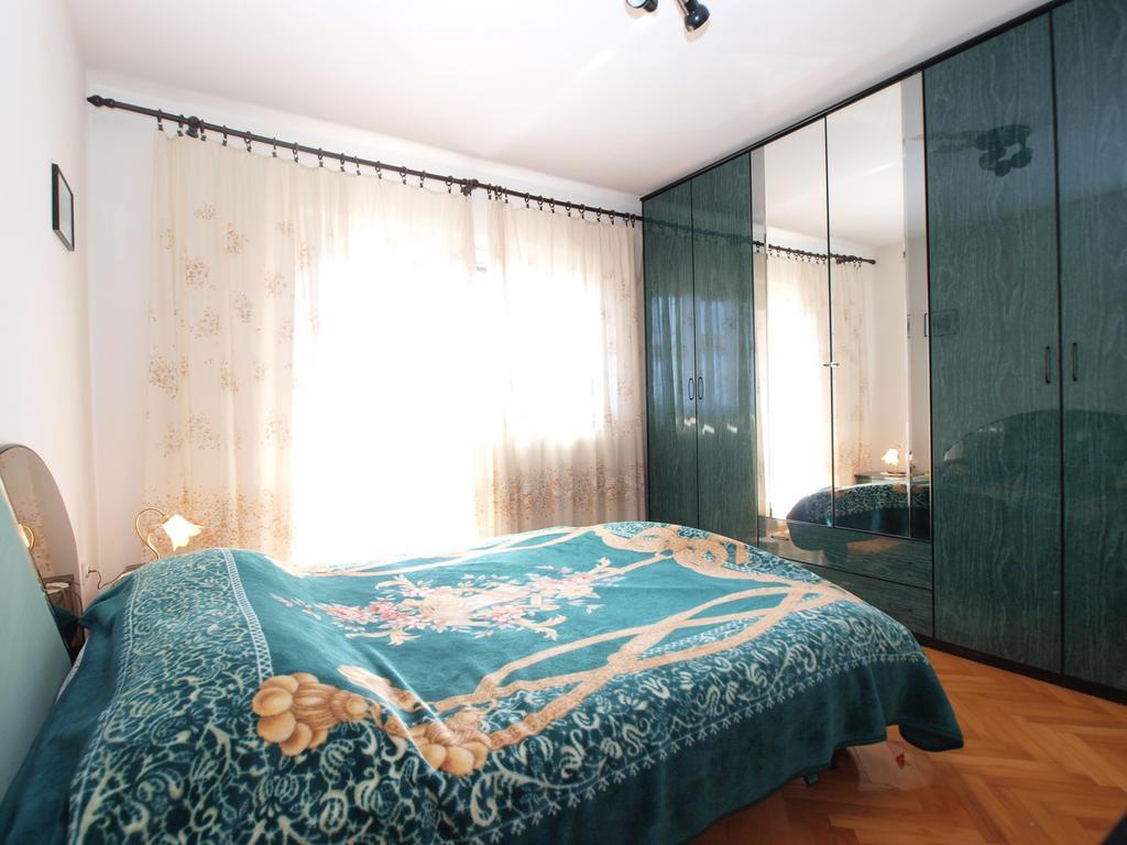 Apartment Luisa 1437 Peruški Екстериор снимка