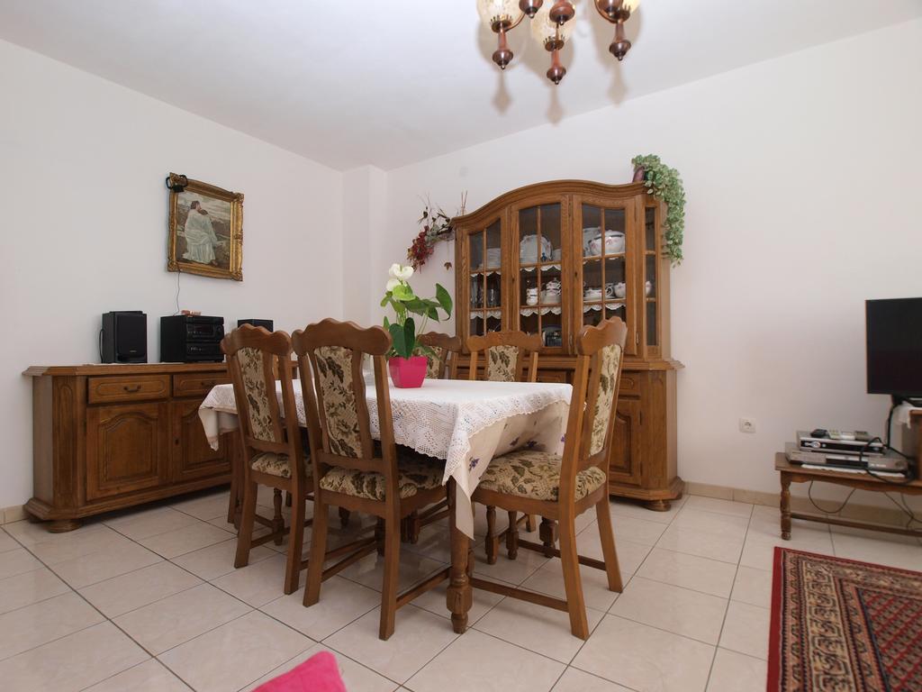 Apartment Luisa 1437 Peruški Екстериор снимка
