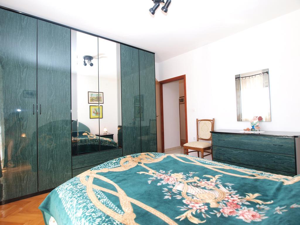 Apartment Luisa 1437 Peruški Екстериор снимка