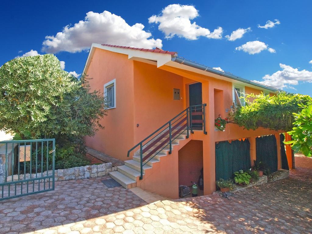 Apartment Luisa 1437 Peruški Екстериор снимка