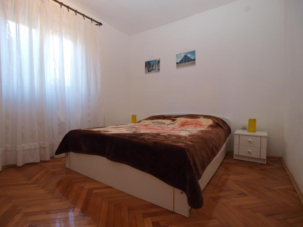 Apartment Luisa 1437 Peruški Екстериор снимка